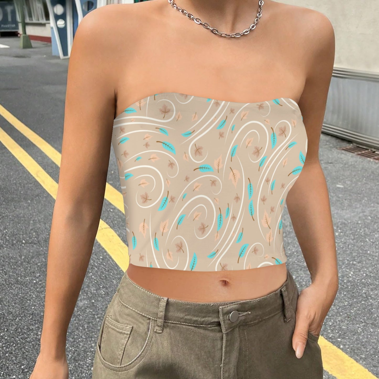 pochantastan. crop tub e